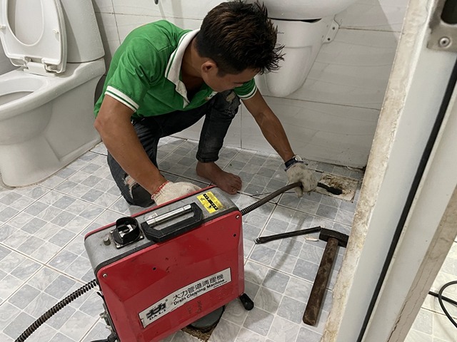thông cống nghẹt quận 1
