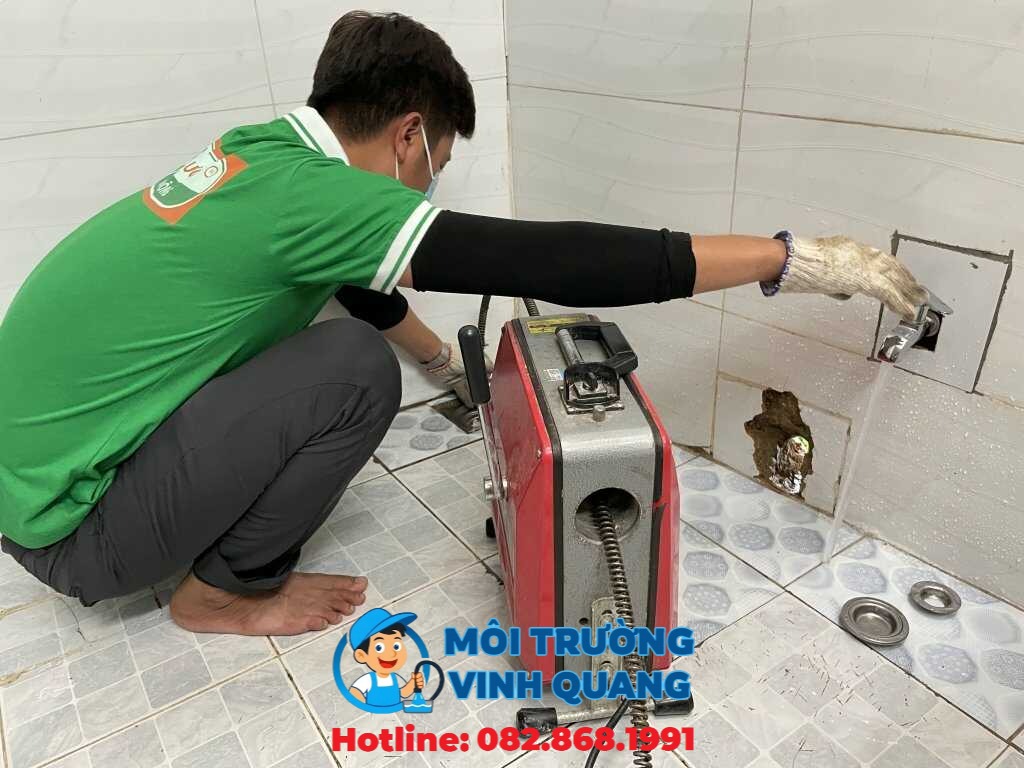 Thông cống nghẹt Đà Lạt giá rẻ, có mặt nhanh 24/7 | Môi Trường Vinh Quang. Gọi ngay: 082.868.1991